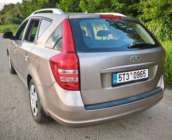 Kia Ceed 1.6 CRDi Combi po servise za 21tis.Kč - 11