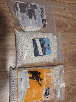 Airsoft M4, SLV36, Bbs, brýle, kukly,... - 11