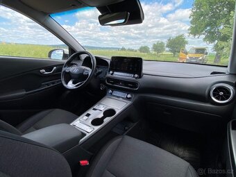 Hyundai Kona Electric 2022 v záruce, 1.majitel, tažné, DPH - 11