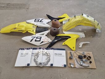 Suzuki RMZ 450 model 2011 - 11