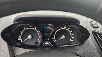 Ford turneo courier - 11