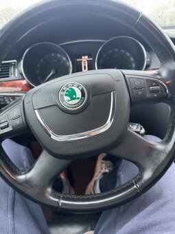 Škoda Superb  2.0 TDi - 11