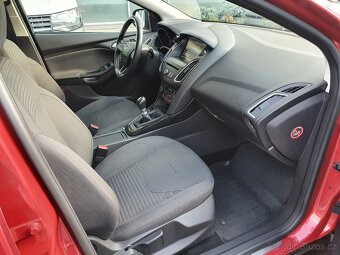 Ford Focus Turnier 1.5TDCi 88kW 132tkm Press&Drive - 11