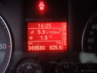 Volkswagen Touran, 1.9 TDI automat, STK do 8/2027 - 11