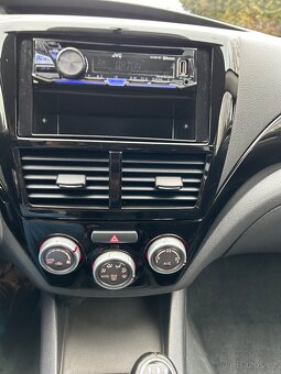 Subaru Impreza 2.5T WRX - 11