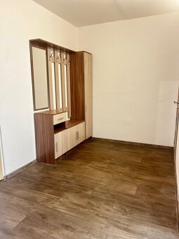 Prodej bytu 2+1 v OV - 11