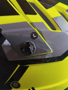 Suzuki RMZ 450 - 11