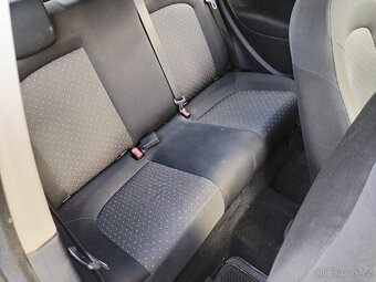 Fiat Grande Punto - 11