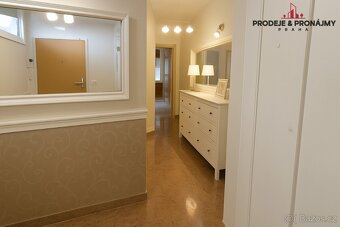 Pronájem bytu 4+kk 100 m² Pod Harfou, Praha - Vysočany - 11