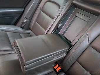 Škoda Superb 2,  2.0tdi 4x4 Laurin&Klement - 11