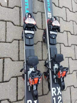 DODATEČNÁ SLEVA - Žákovské závodní lyže Kästle - GS a SL - 11