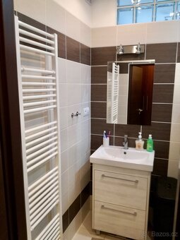 Pronájem bytu 2+kk, 51 m² se zahradou - Pardubice Višňovka - 11