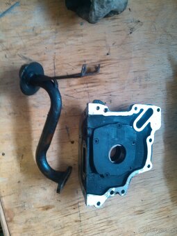 Díly motoru AKQ Golf 1.4 16V - 11