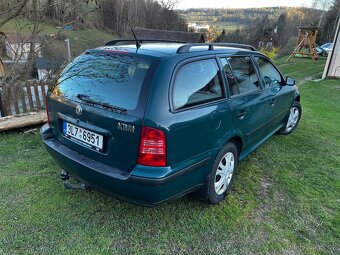Škoda Octavia Combi I (r. v. 2000, 1.6) - 11