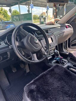 Prodám Škoda Superb 2 ve fólii - 11
