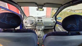 Renault Twingo 1.2 – spolehlivý parťák do města (1998) - 11