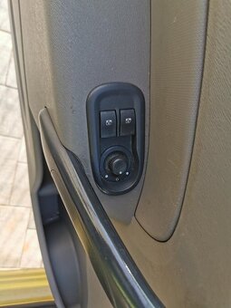 Renault Kangoo 1,6 16V 78 kW - 11