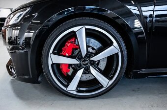Audi TT RS Roadster - 11