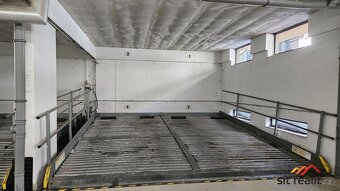 Prosluněný byt 2+kk s balkonem, 70 m2, garáž, P8.Libeň, klid - 11