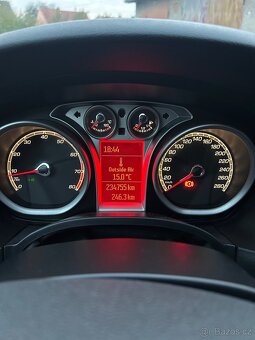 Ford Focus St 225 - 11