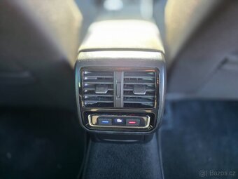 Volkswagen Passat Variant 1.5 TSI Comfortline DSG - 11