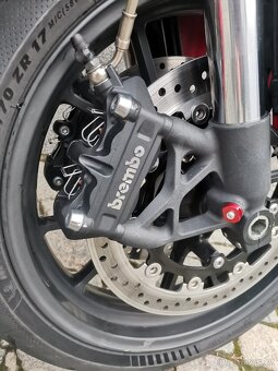 Triumph Speed triple 1050 - 11