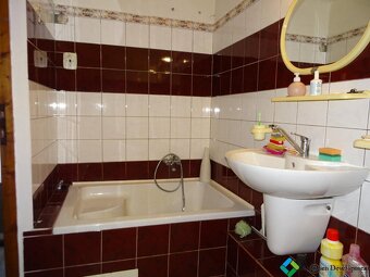 Vícegenerační dům s pozemkem 3.528 m2 Kunčice pod Ondřejníke - 11