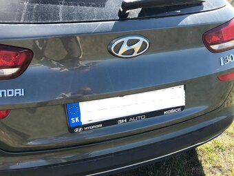 Hyundai i30 kombi 1,5 DPi, POJAZDNÉ, 2022, 23tkm - 11