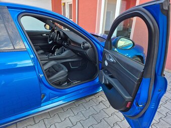 Alfa Romeo Giulia 2.9 V6 Quadrifoglio Verde 375kW - 11
