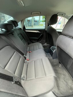 Audi A4 B8 2.0TDI 110kw S-line - 11