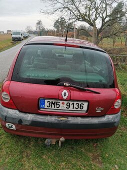 Renault Clio 2 - 11
