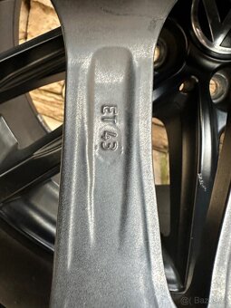 VW Tiguan Al. kola 18" - 11