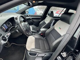 Škoda Octavia 2.0 RS FSI TURBO - 11