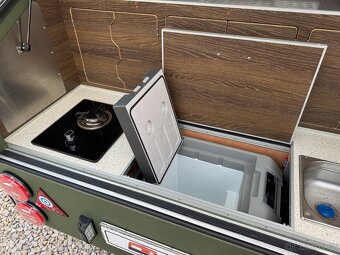 Lifestylecamper X-Line Premium - Markíza, sprcha, 750kg - 11