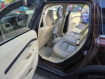Volvo XC70
2.4 D4 TZ Xenon Kuže249 000 Kč
 - 11