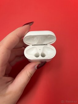 Apple Airpods 2 generace. Dobry stav - 11
