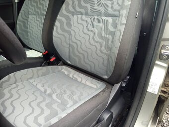 Škoda Fabia 1.4i 63kw Nová STK 135000km - 11