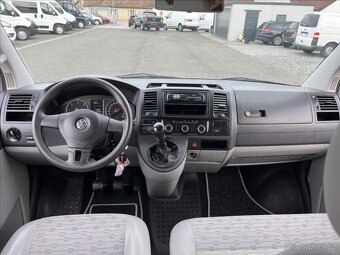 VW T5 Transporter 2,0TDi, 6Míst, velmi pěkný bez koroze - 11