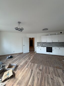 Pronájem 3+kk 92 m² s garáží a balkonem – Praha Hlubočepy - 11