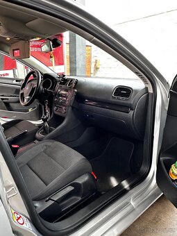 Volkswagen Golf VI - 11