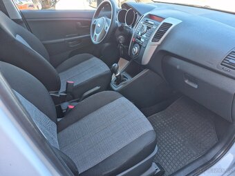 Venga, 1,4i, 66kW, serviska, ČR - 11