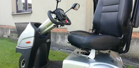 Elektrický vozík pro seniory, tříkolka Afikim C3 - 11