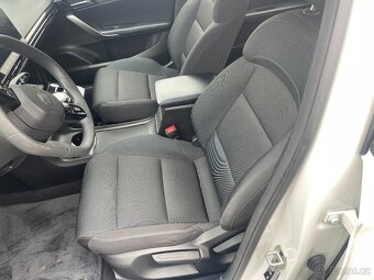Prodám MG 4 Electric r,v,10/2022 125 KW baterie 54 KWh DPH - 11