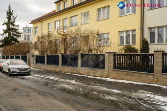 Prodej slunného bytu Praha 6 - 11