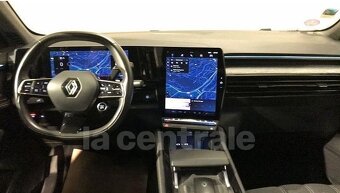 RENAULT Austral E-Tech HYBRID 200 TECHNO rok 04/2023 - 11