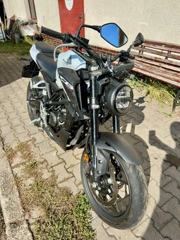 Honda cb 125r - 11