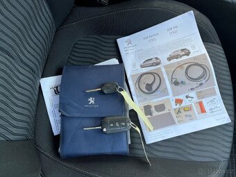 Peugeot 308 SW 1.6Hdi, navigace - 11