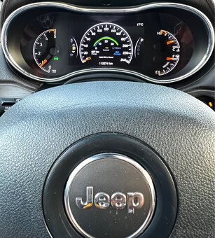 Jeep Grand Cherokee Overland 3.0 CRD 4x4, výjimečný stav. - 11