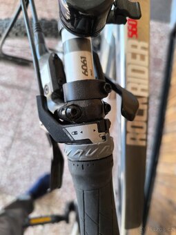 Dámské horské kolo Rockrider 560 ST - 11