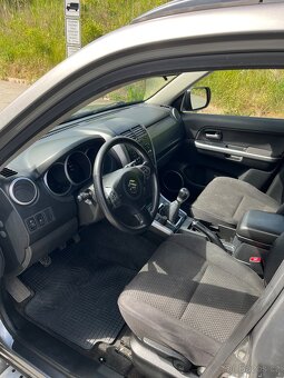 Suzuki Grand Vitara 1.9DDiS 95kw 4x4 2009 Facelift - 11
